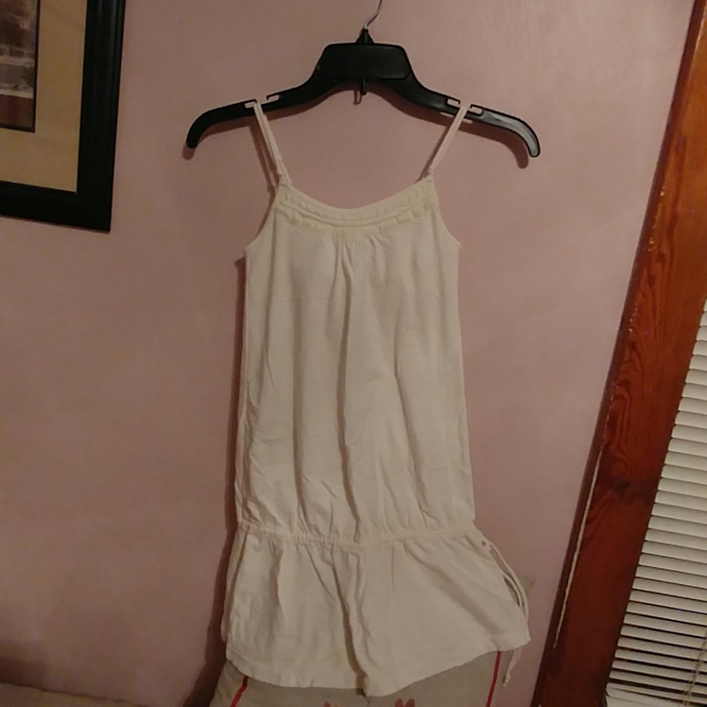 Off white long tank top.